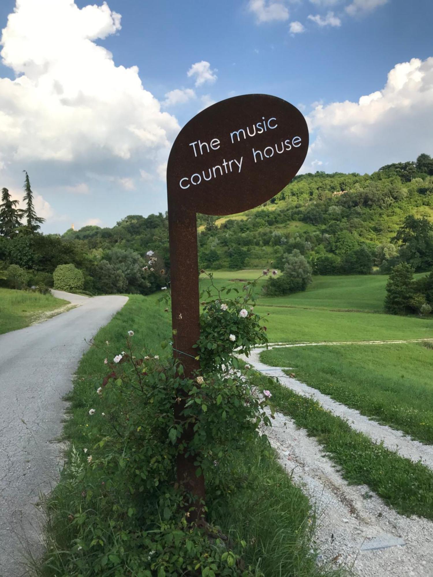 Holiday home The Music *